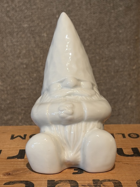 0430-3811-A TOMTE VILAR, SITTER 12,5 CM